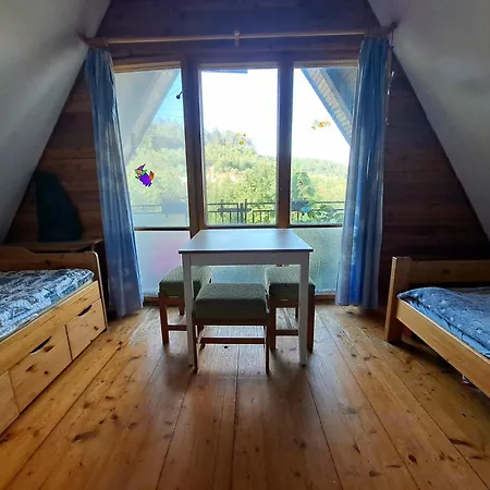 Chaticka Hanicka U Lesa * Střílky