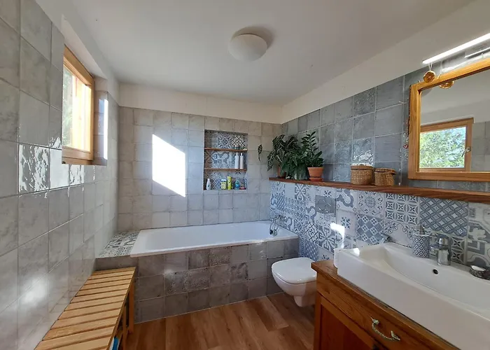 Holiday home Chaticka Hanicka U Lesa Strilky